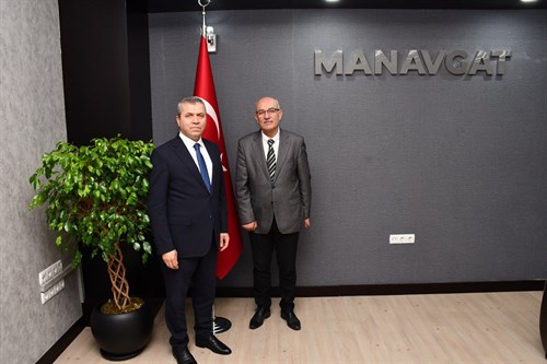 İlçemiz Tapu Müdürlüğü Görevine Atanan Hasan Basri EKŞİLER, Kaymakamımız Abdulkadir DEMİR'i Makamında Ziyaret Etti